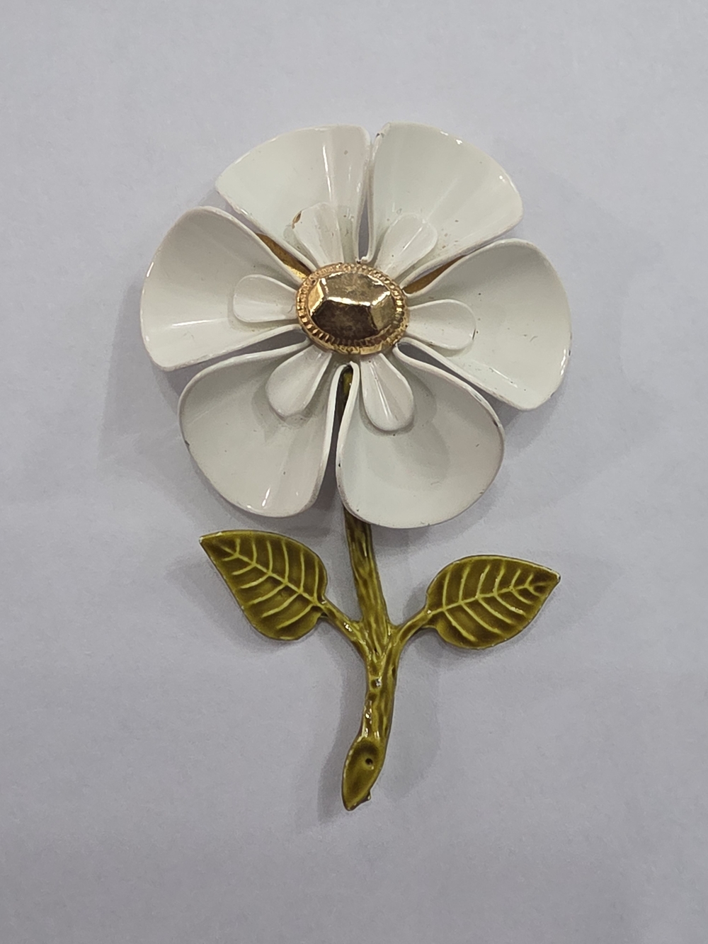 Vintsge White and Olive Floral Enamel Brooch - Brand: